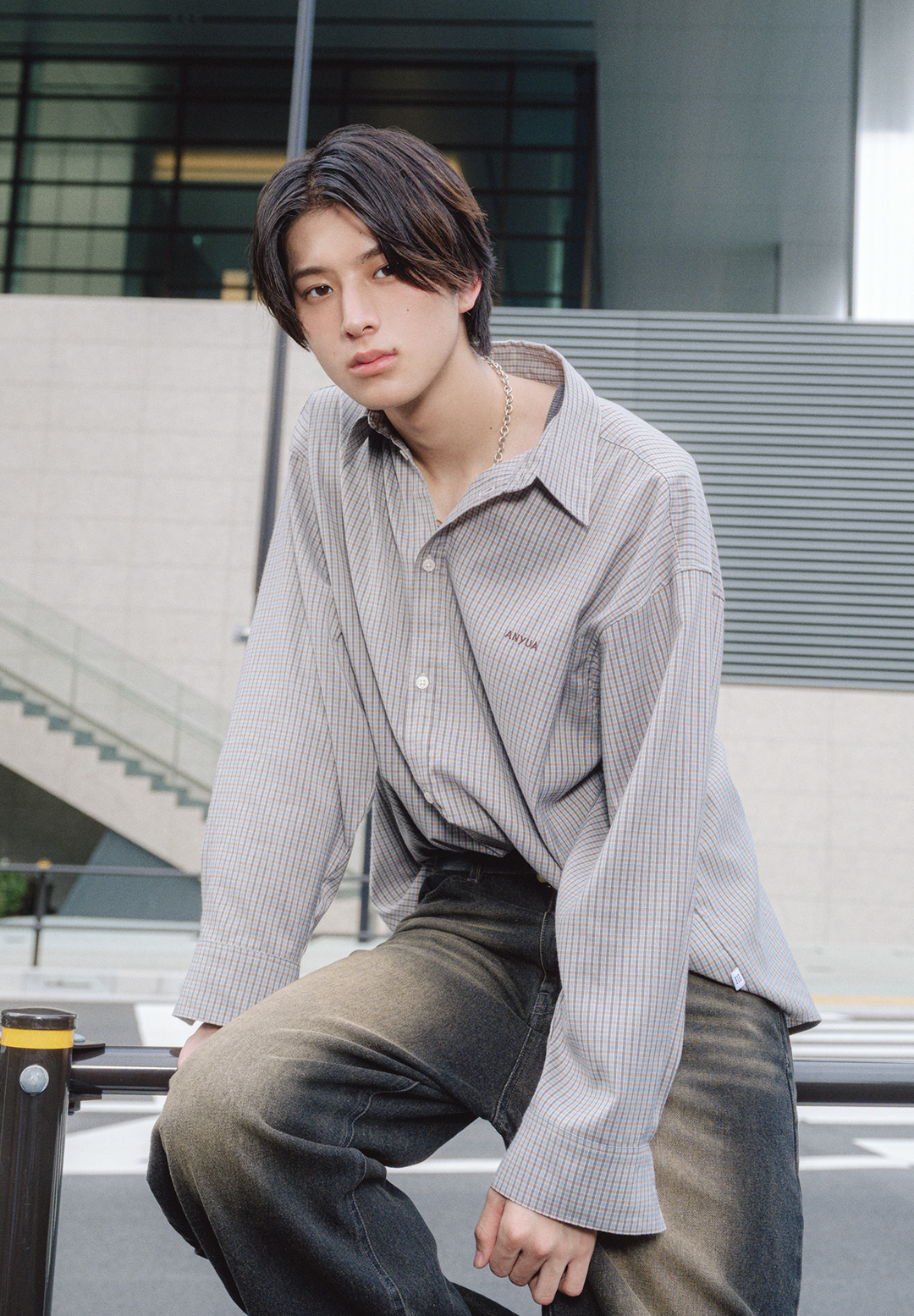 LOOK7