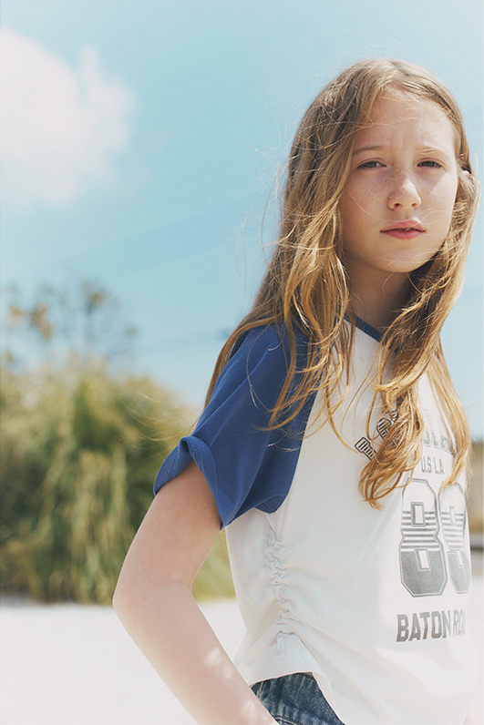 GIRL 06