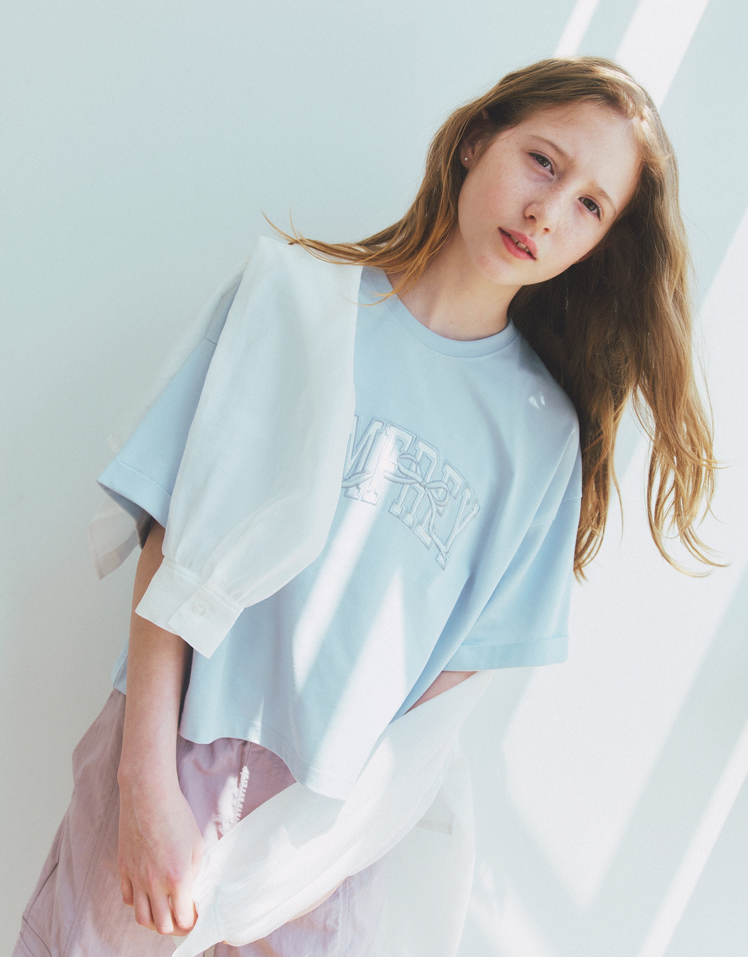 GIRL 01