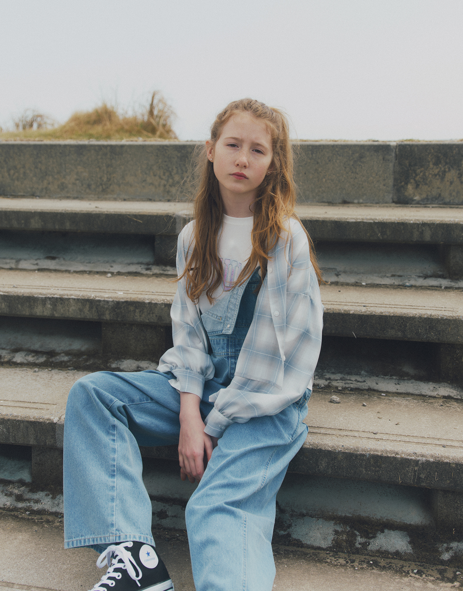 GIRL 02