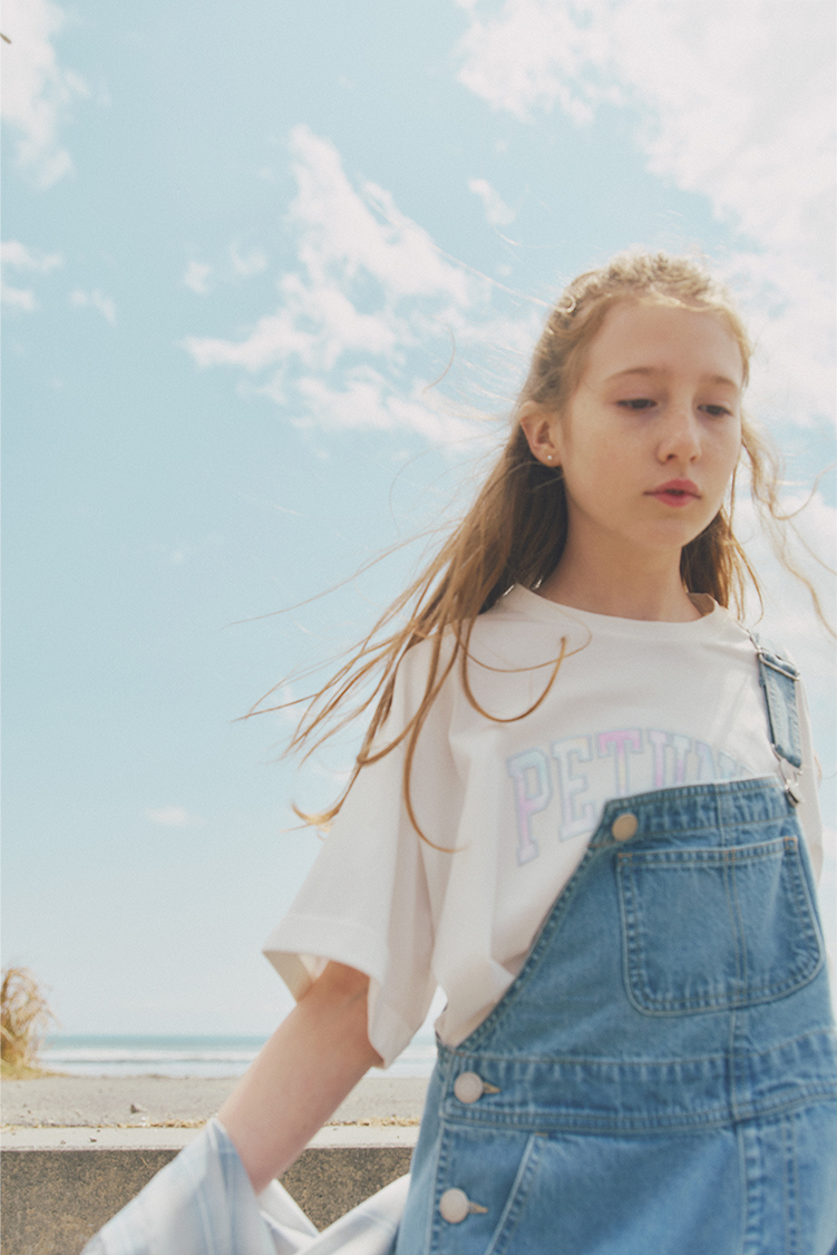 GIRL 02