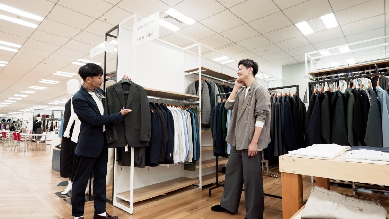 あの人のスーツはSalon de GW