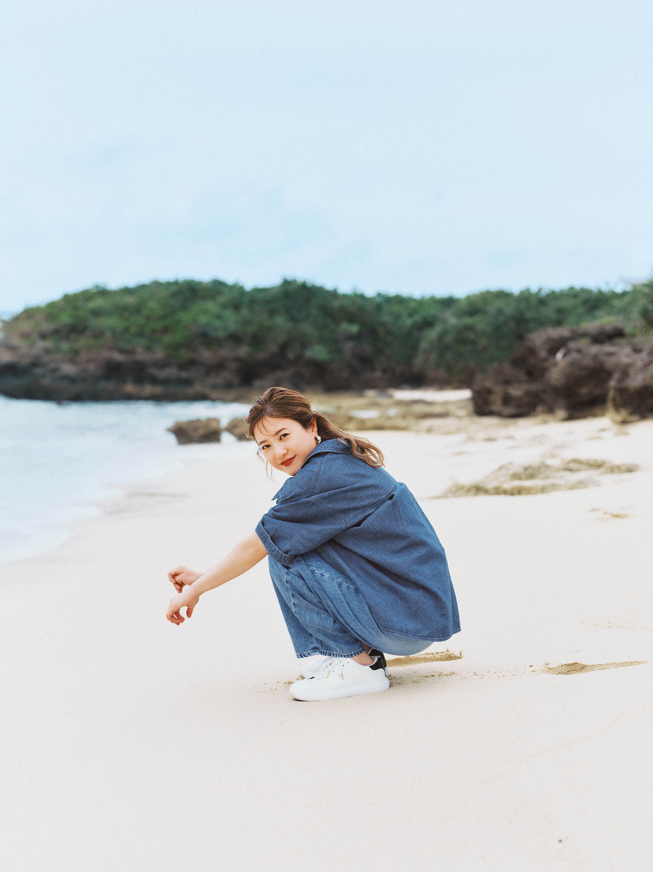 この夏も、デニムの気分。吉高由里子がはきこなすデニムシリーズ。 GOOD DENIM 2025 Summer with Yuriko Yoshitaka  | GOOD DENIM CURVE PANTS 吉高由里子