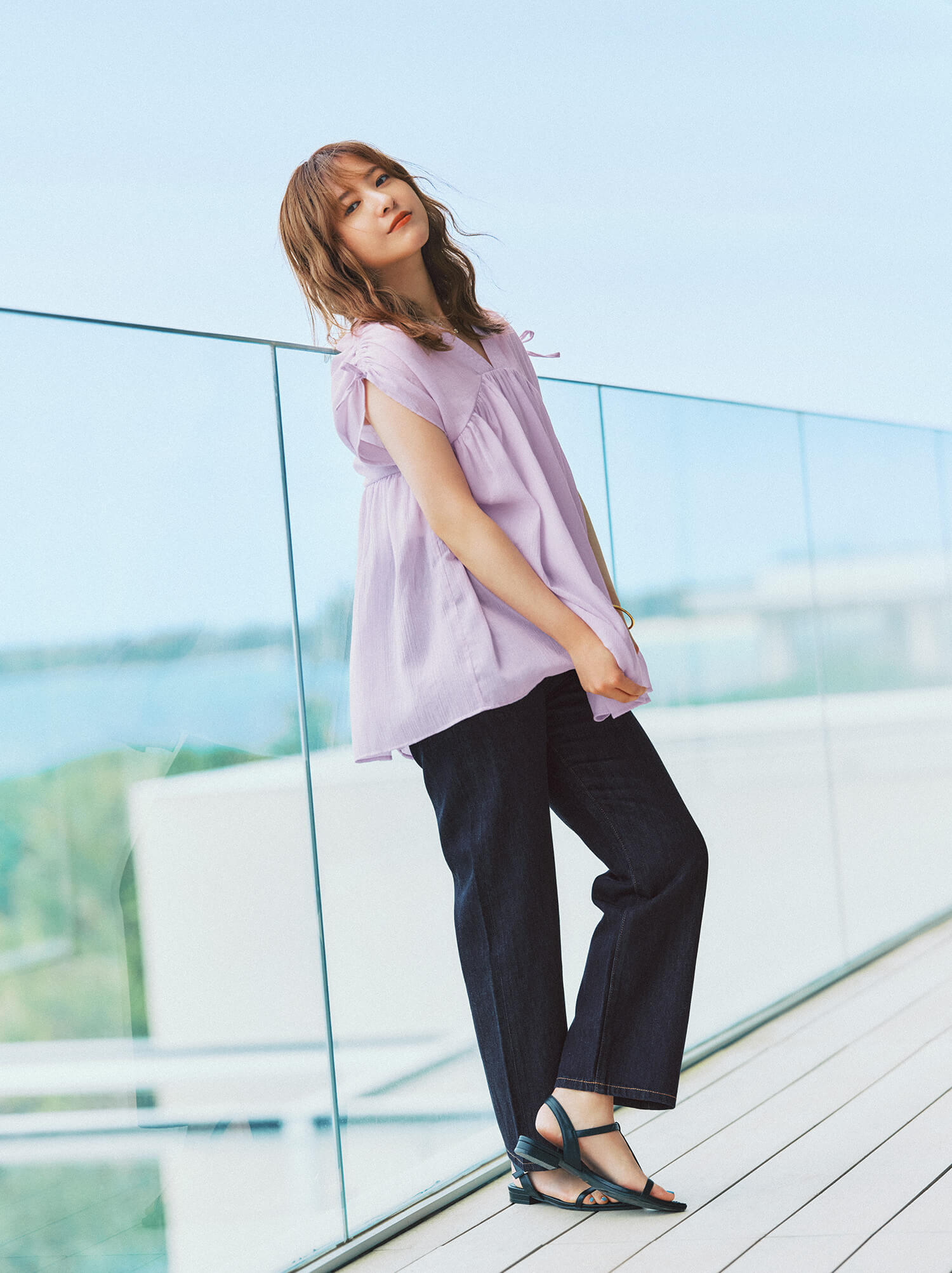 この夏も、デニムの気分。吉高由里子がはきこなすデニムシリーズ。 GOOD DENIM 2025 Summer with Yuriko Yoshitaka  | GOOD DENIM STRAIGHT PANTS 吉高由里子