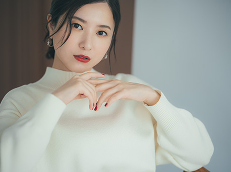 MELTY KNIT with Yuriko Yoshitaka for WOMENS |  main visual 3