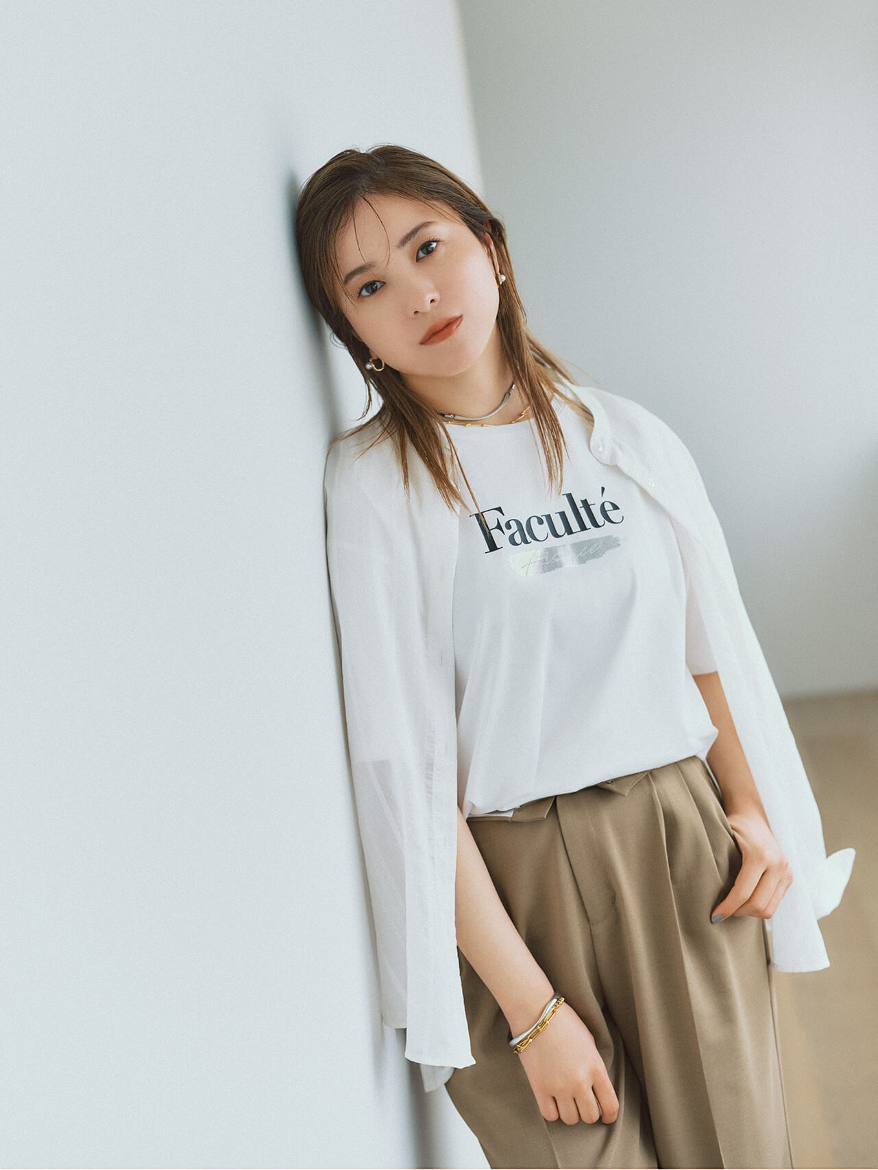 吉高由里子・宮沢氷魚がまとう 1枚でサマ見えするリッチクリーンTeeシリーズ | Rich Cleen Tee Elevate your everyday style | 吉高由里子さん　３