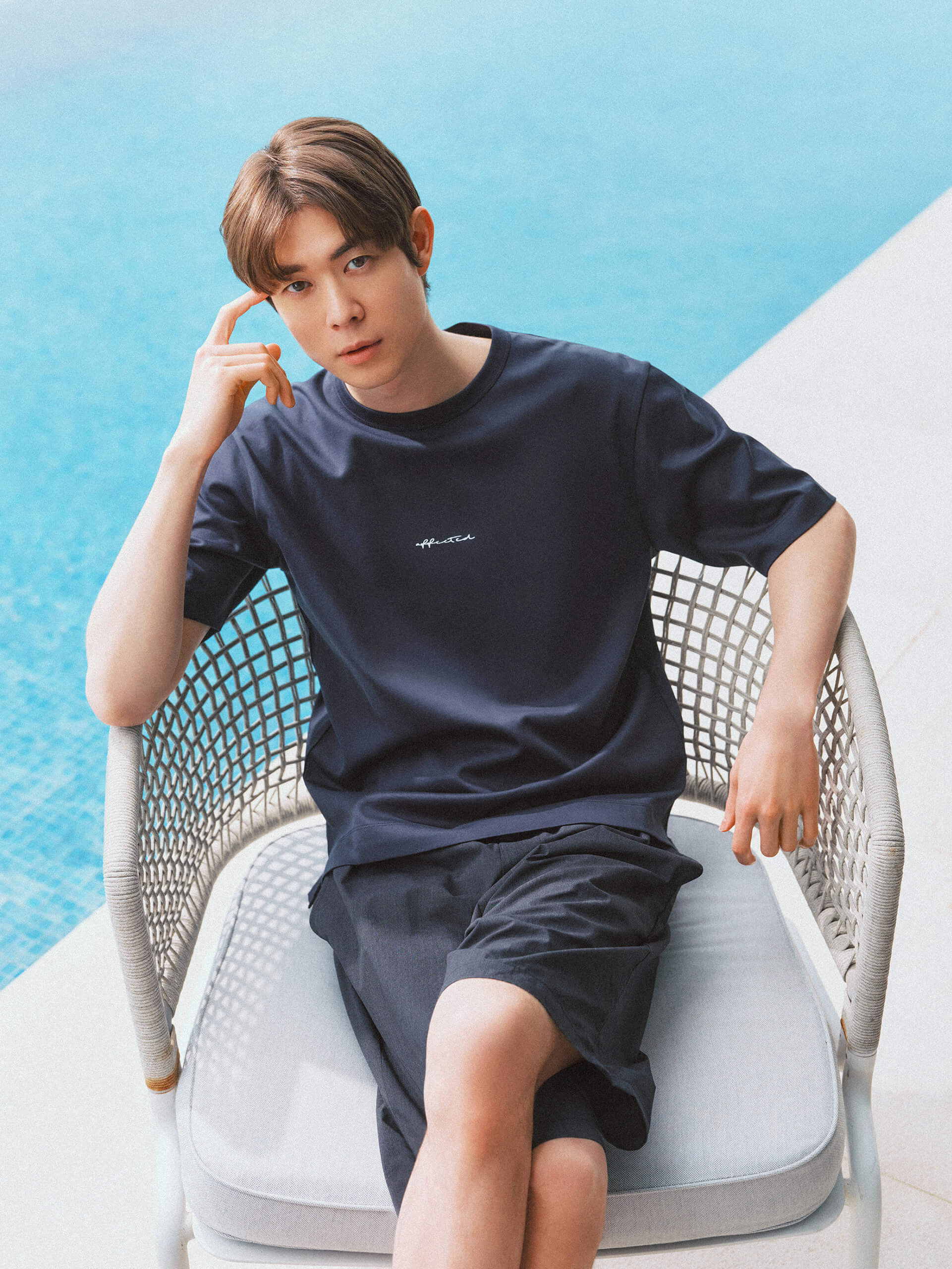 吉高由里子・宮沢氷魚がまとう 光沢感で高見えする リッチクリーンTeeシリーズ | Rich Cleen Tee Elevate your everyday style | 宮沢氷魚さん　２