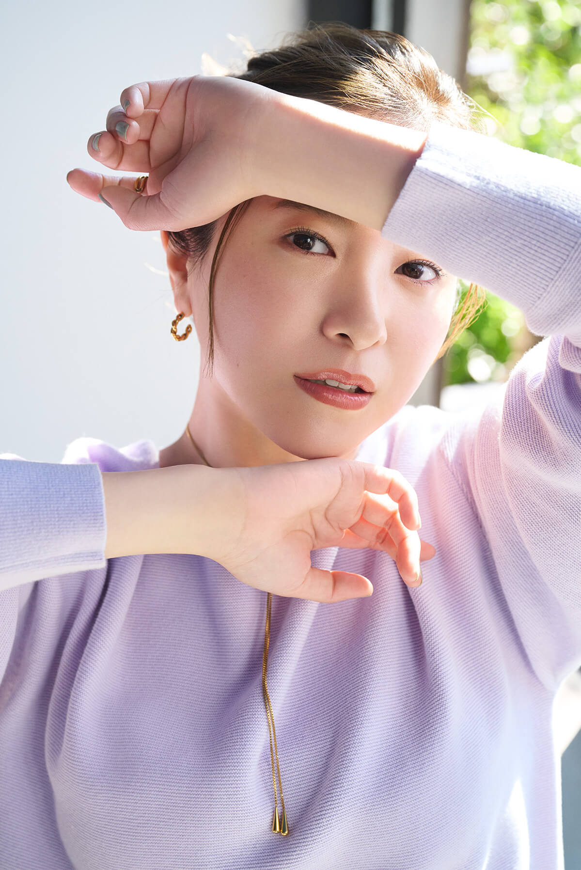 スッキレイ 2025 Spring with Yuriko Yoshitaka 吉高由里子が着るスッキリ見えて気分があがる万能ニットシリーズ | V-Neck Pullover 吉高由里子さん2