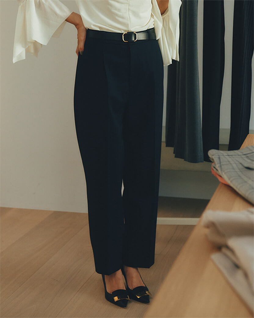 いま、ほんとに欲しいウツクシルエットはこれ! STRAIGHT