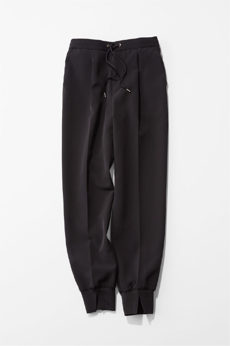 OFFICE WEAR SELECTION 仕事全力ガール恋の始まりストーリー | ウツクシルエットジョグパンツ