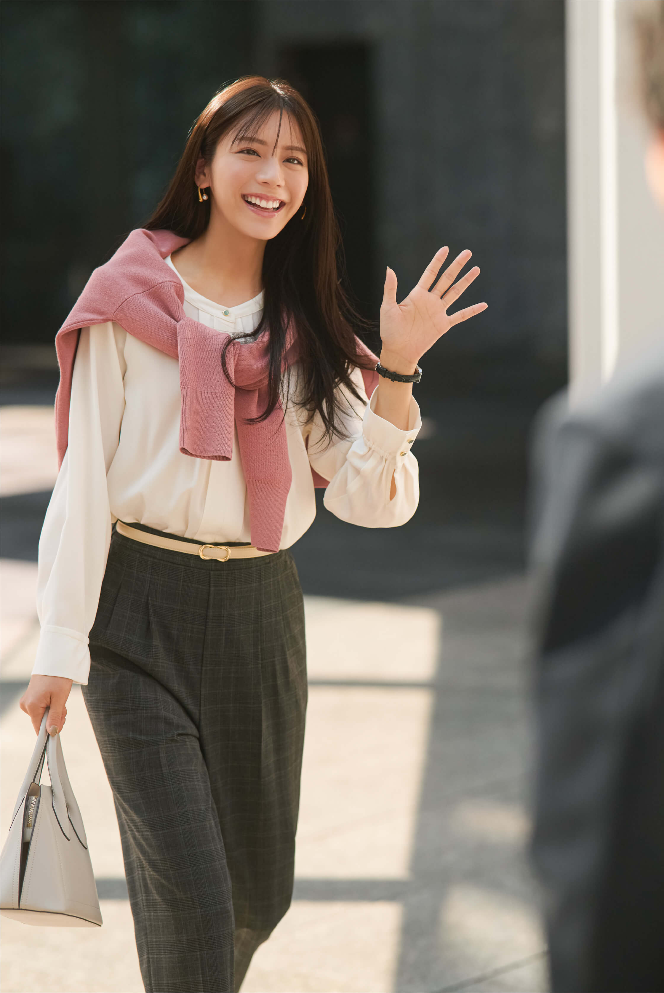 OFFICE WEAR SELECTION 仕事全力ガール恋の始まりストーリー | 金曜日：PM6:50 アスカ1